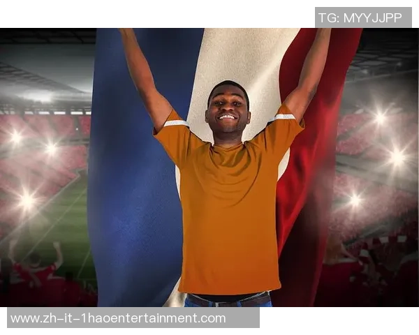 荷兰足球眼镜的魅力与时尚结合，助力球迷尽享比赛激情与视觉体验