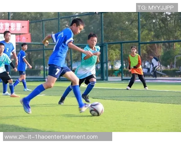 足球献言:探讨足球运动对青少年成长与社会发展的积极影响与重要性 足球献言:探讨足球运动对青少年成长与社会发展的积极影响与重要性